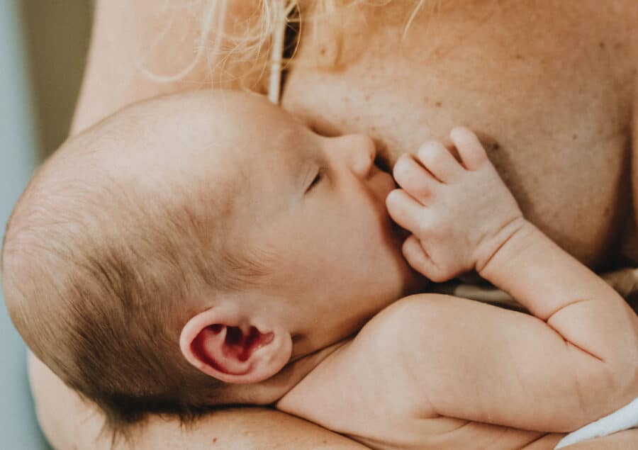 l'allaitement complique-t-il le sommeil de mon bébé ?
