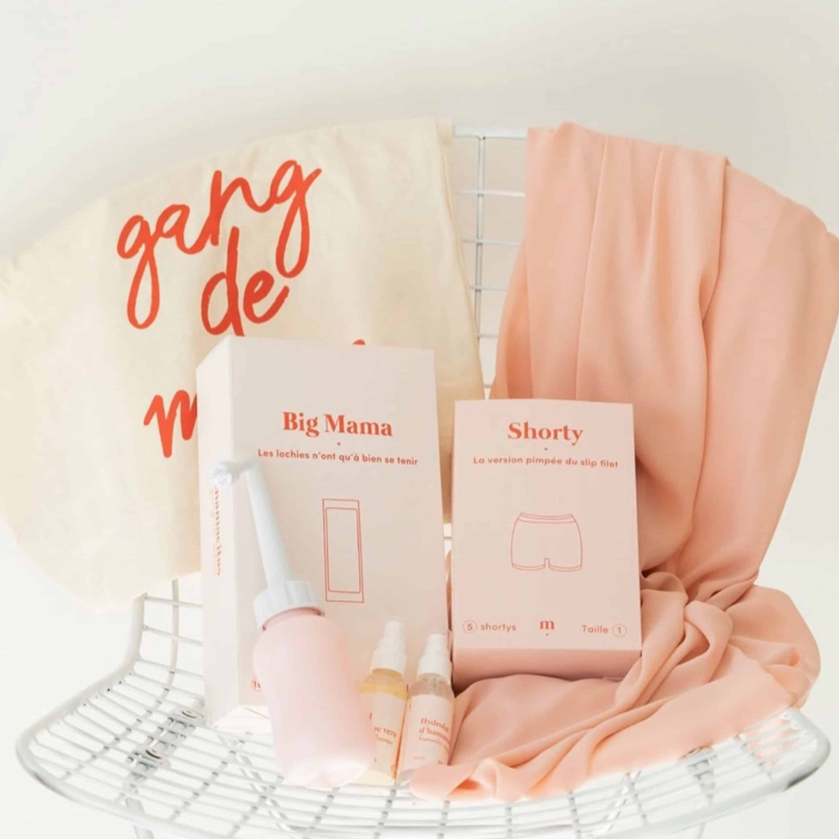 kit post partum mamacitas box accouchement 02 scaled