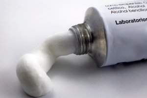 Aluminium dans les cosmétiques