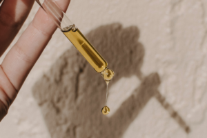 article huile de noisette pourquoi la choisir bio