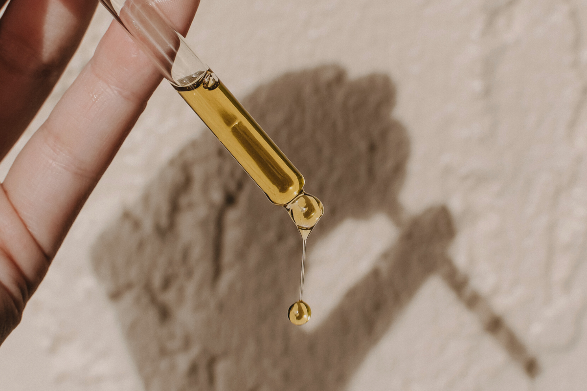 article huile de noisette pourquoi la choisir bio